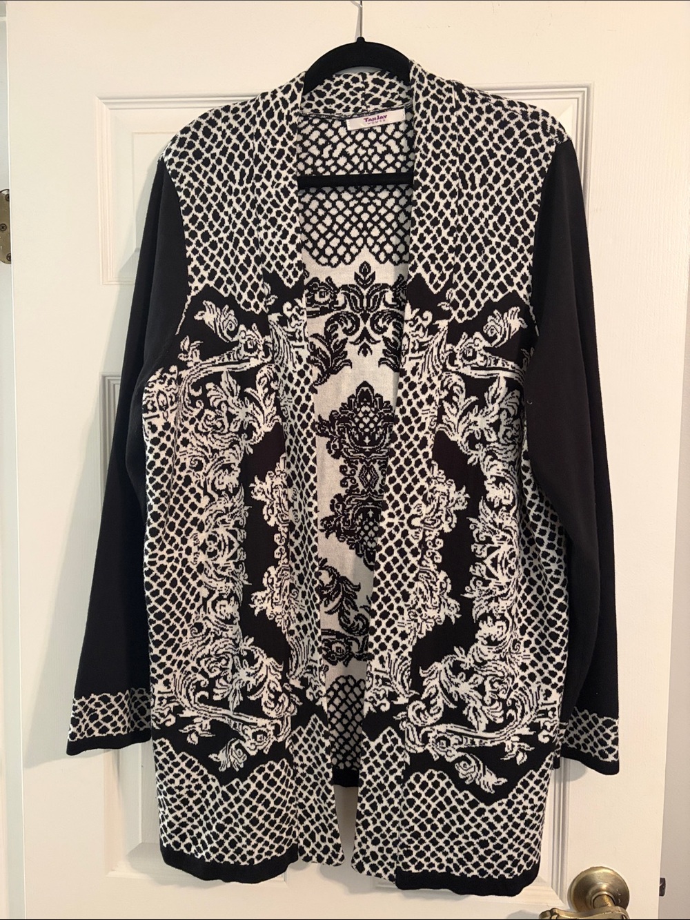 TanJay Black and White Open Front Cardigan Sweater